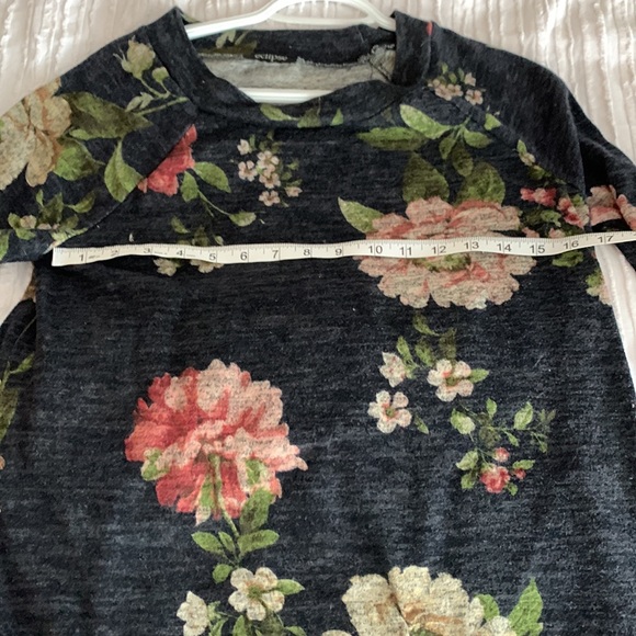 Eclipse - Picture 3 of 5